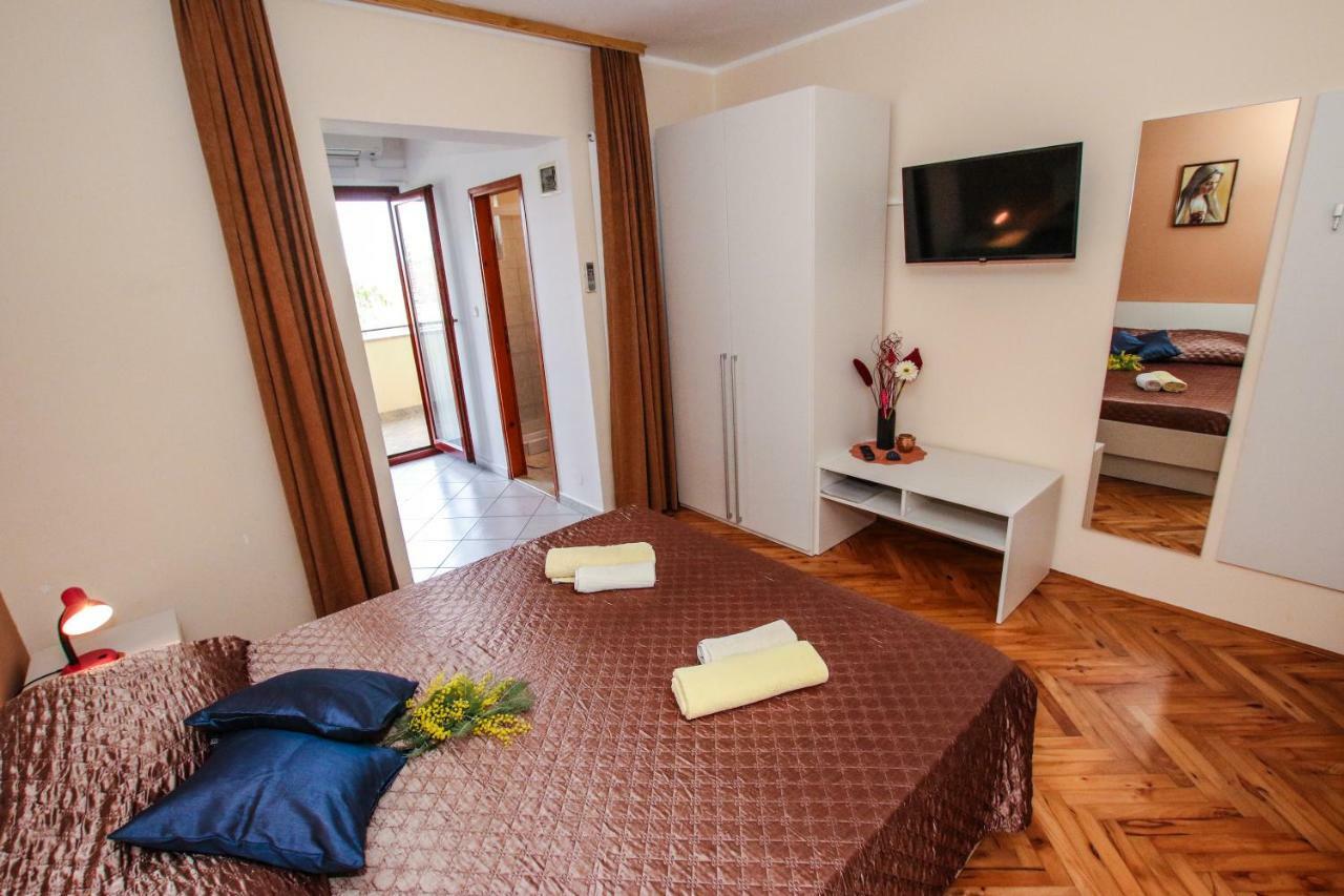 Apartments Ritosa Poreč Exterior foto